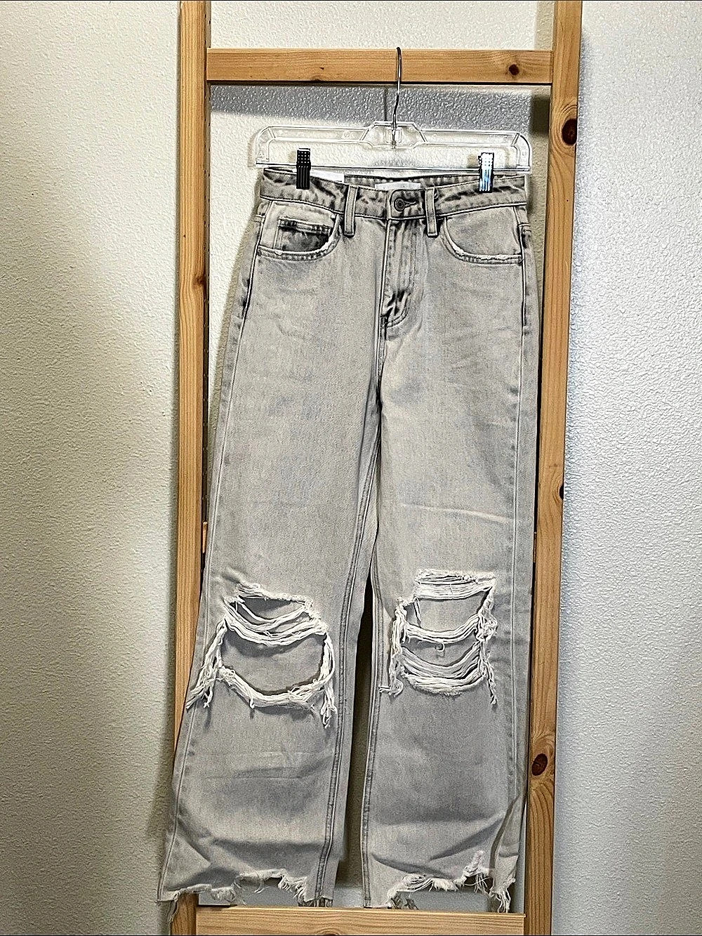 Vervet 90's Vintage Flare Jeans in Gray Waist 24 NWT